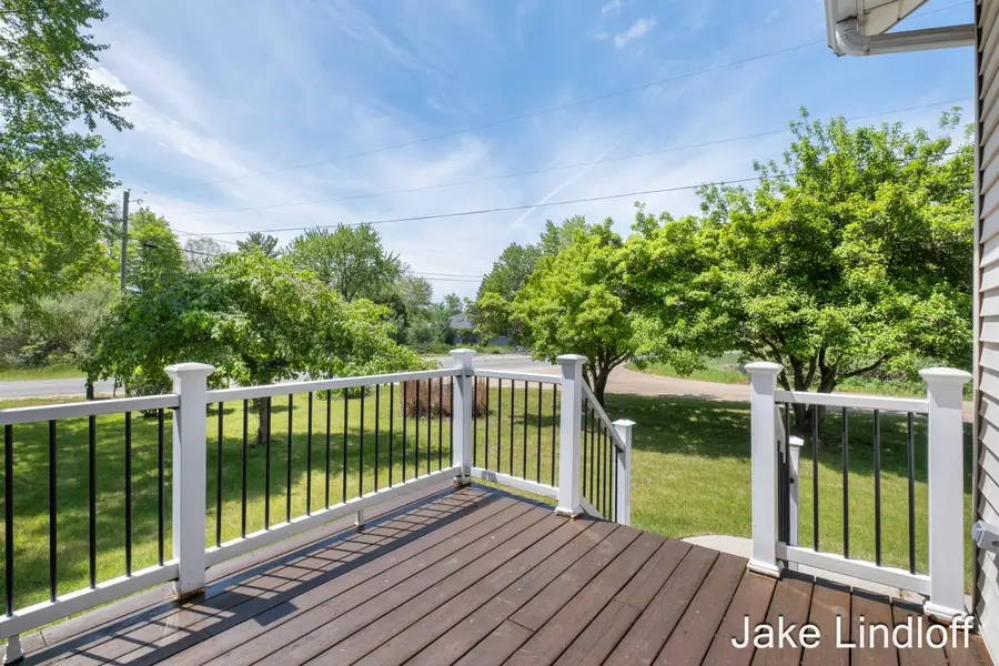 11014 E Royal Road, Stanwood, MI 49346 - #3