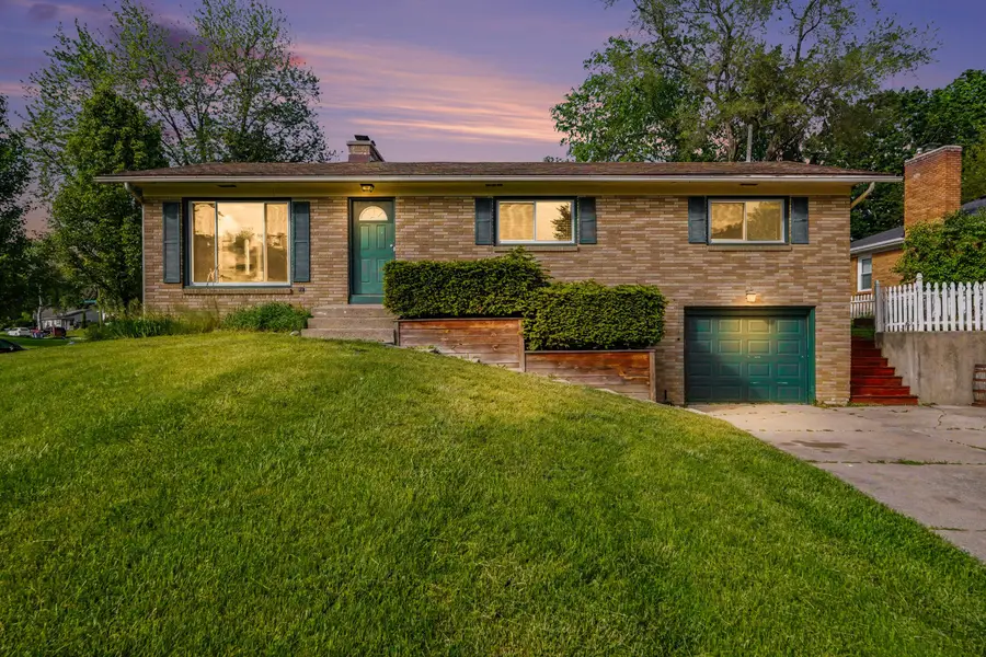 2155 Tremont Boulevard NW, Grand Rapids, MI 49504 - #2