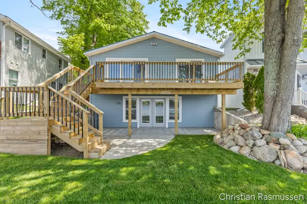 1025 Adams Street NW, Stanton, MI 48888
