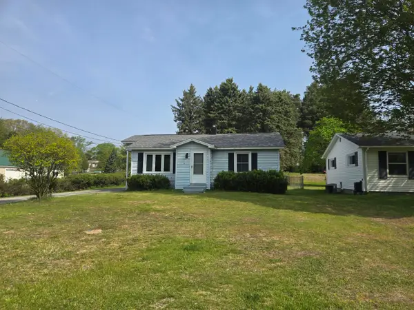 817 E Melendy Street, Ludington, MI 49431