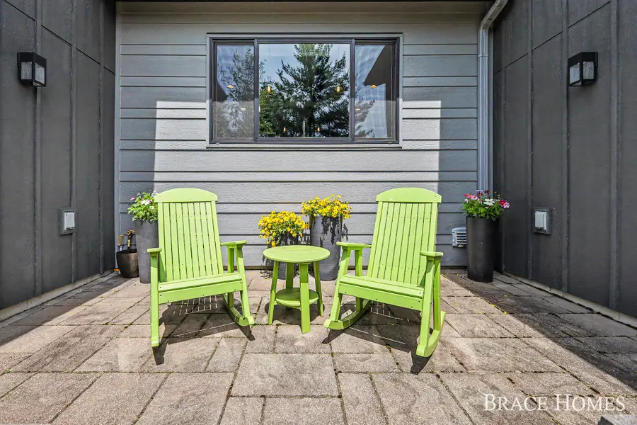 6234 Hall Street SE, Grand Rapids, MI 49546 - #3