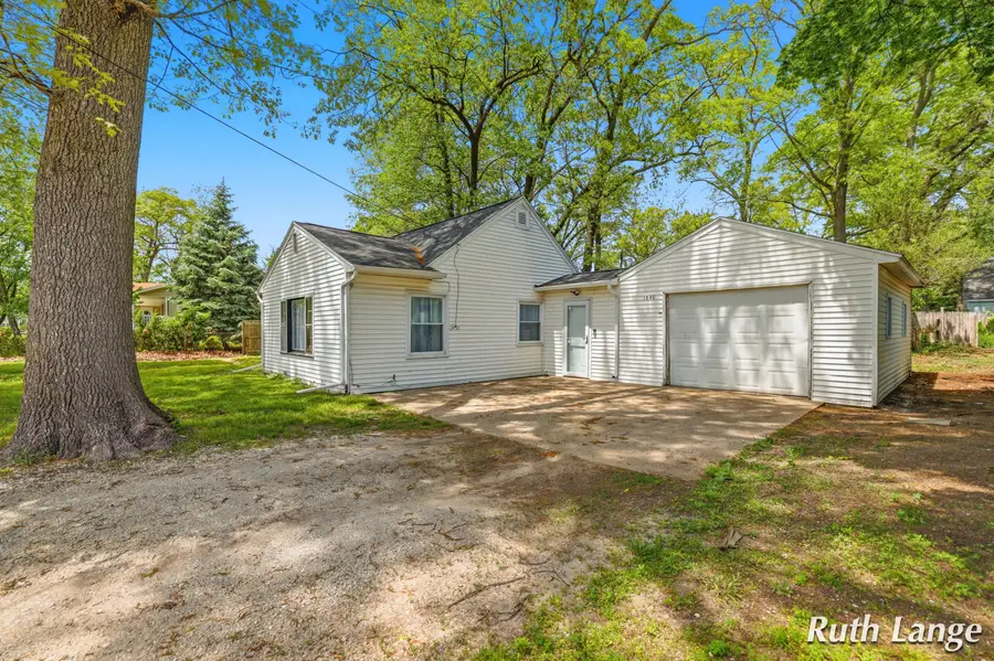 1640 Mclaughlin Avenue, Muskegon, MI 49442 - #2
