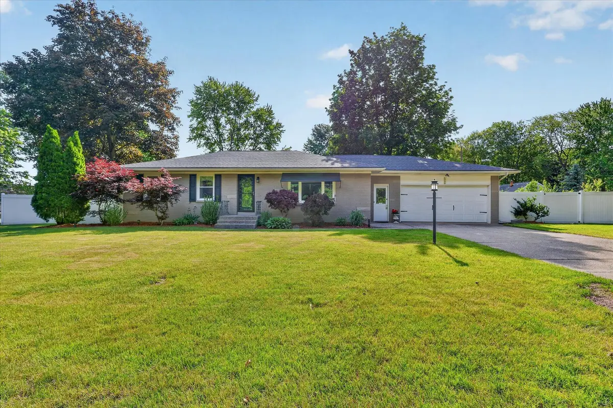6990 Madison Avenue SE, Grand Rapids, MI 49548 - #1