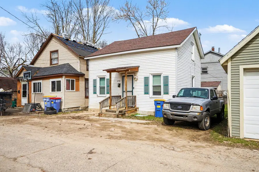 850 3rd Street NW, Grand Rapids, MI 49504 - #2