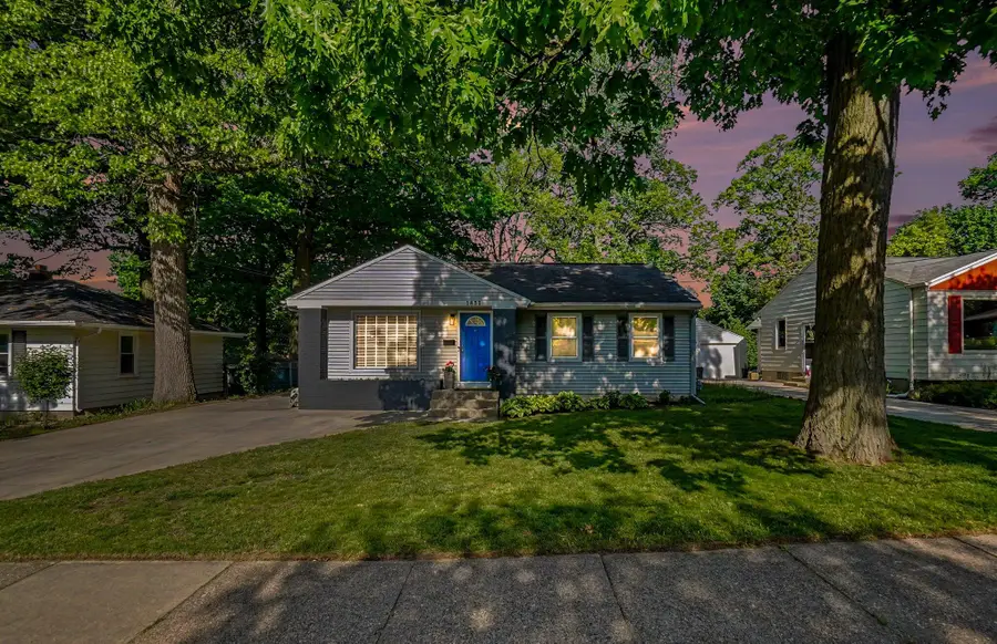 1831 Diamond Avenue NE, Grand Rapids, MI 49505 - #2