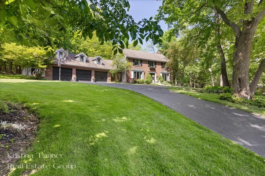 1585 Tammarron Avenue SE, Grand Rapids, MI 49546 - #2