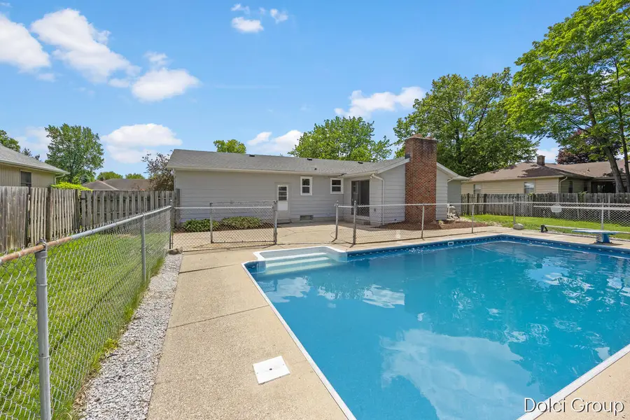 4161 Kings Row Court NW, Grand Rapids, MI 49534 - #2