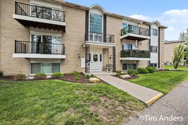 2759 Leonard Street NW Building: C Unit: C3, GrandRapids, MI 49504