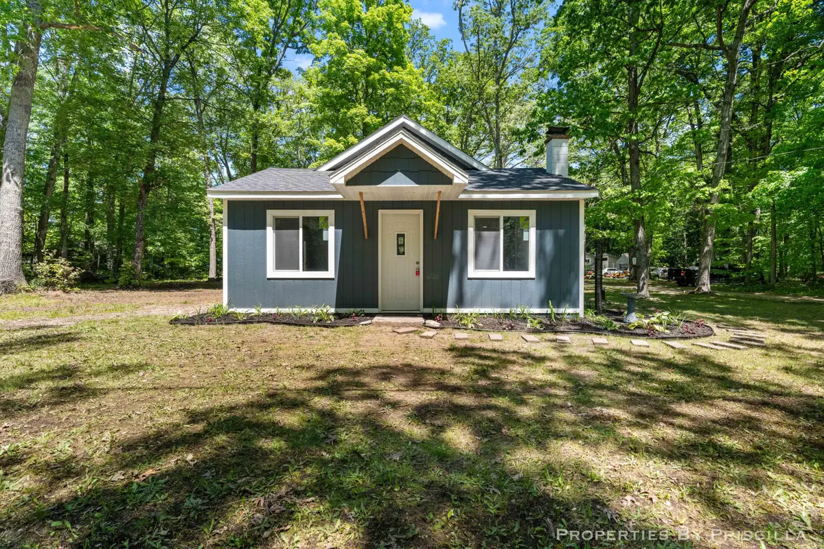 4457 S Croton Hardy Drive, Newaygo, MI 49337 - #1