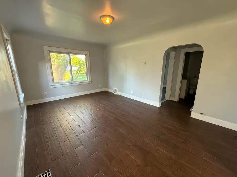 26 Edna Avenue, Pontiac, MI 48341 - #3