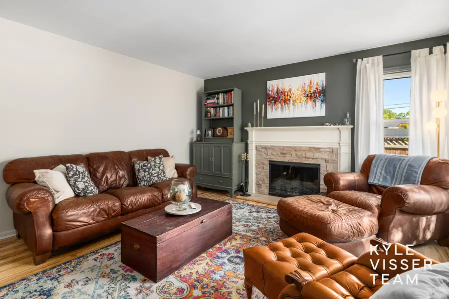 805 Rosewood Avenue SE, East Grand Rapids, MI 49506 - #3