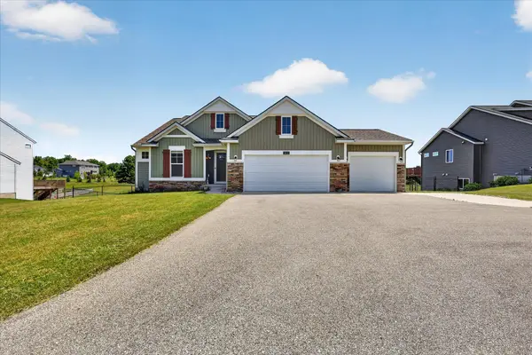 5832 Thornapple River Drive SE, GrandRapids, MI 49512