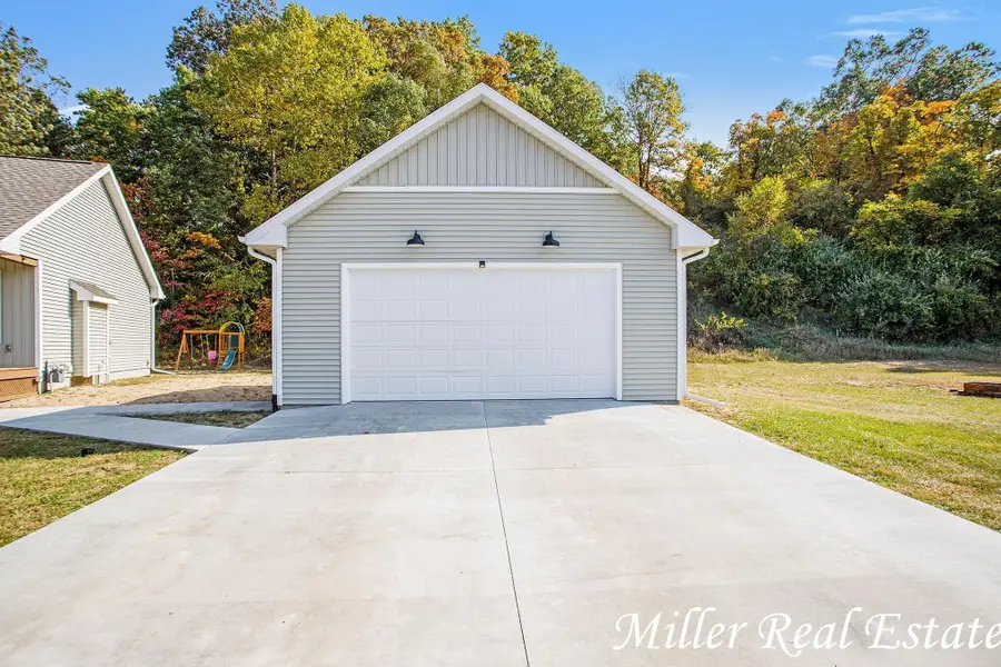 14607 North Avenue, Bellevue, MI 49021 - #3
