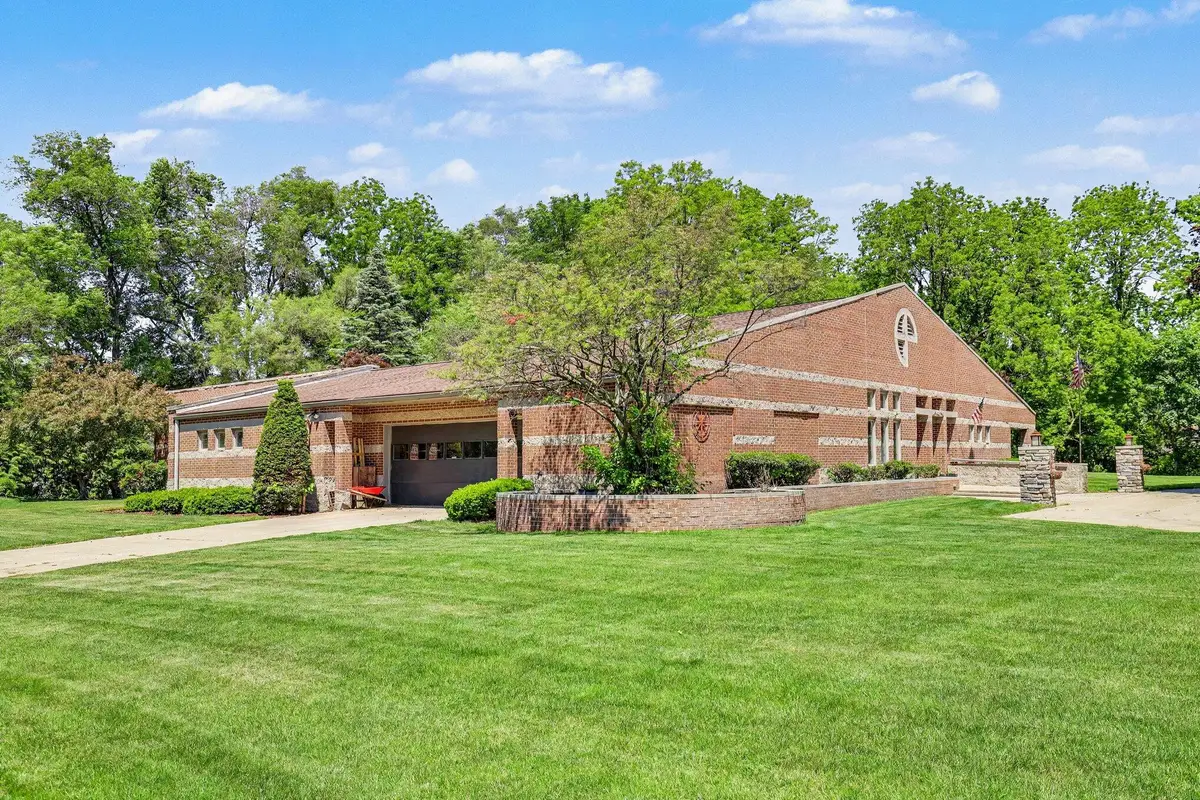 829 S Lincoln Street, Greenville, MI 48838 - #1