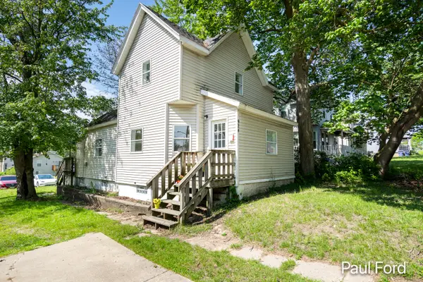 924 Hall Street SE, GrandRapids, MI 49507
