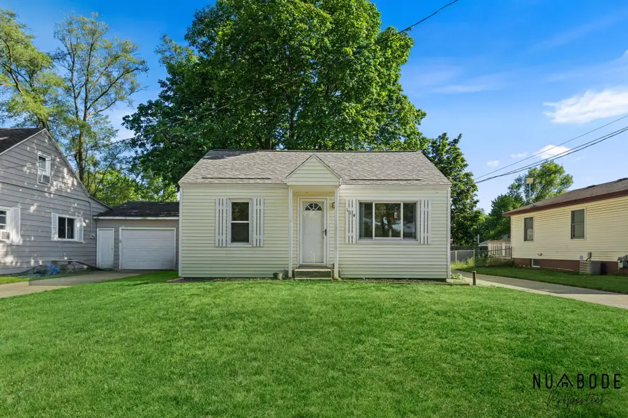 114 Nancy Street SE, Kentwood, MI 49548 - #2