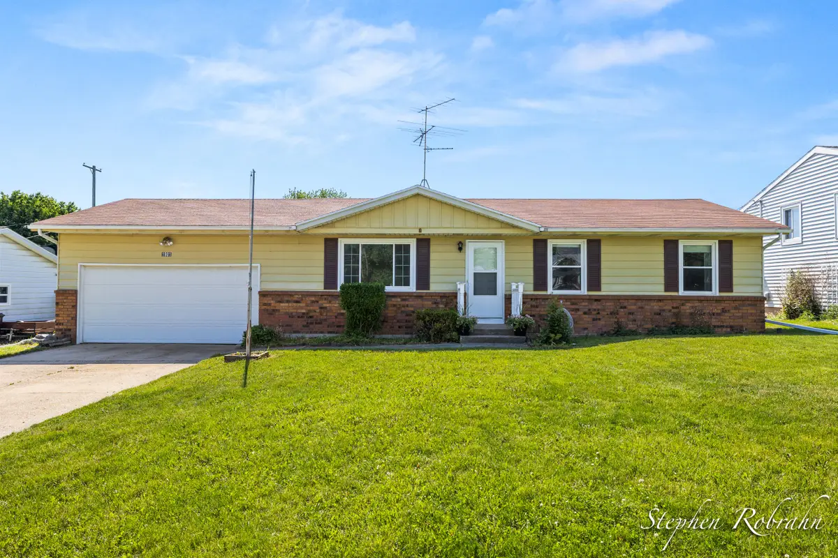 1901 Rowland Avenue SE, Kentwood, MI 49546 - #1