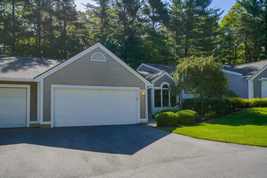 3334 Woodwind Drive NE Unit: 33, Grand Rapids, MI 49525 - #2