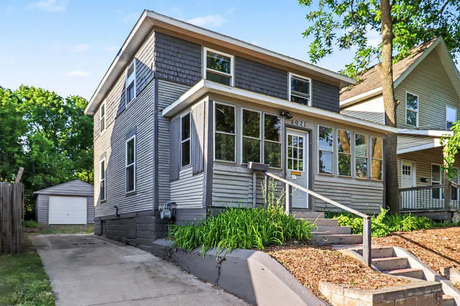 1021 Sherman Street SE, Grand Rapids, MI 49506 - #2
