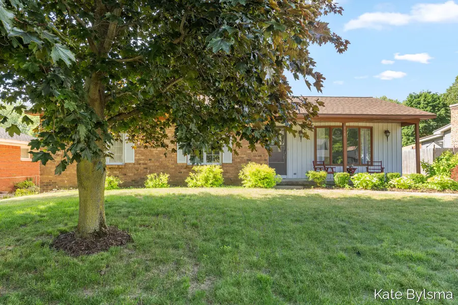 718 3 Mile Road NE, Grand Rapids, MI 49505 - #3