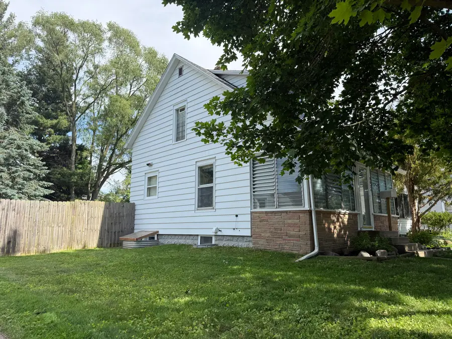 2074 Prospect Avenue NE, Grand Rapids, MI 49505 - #2