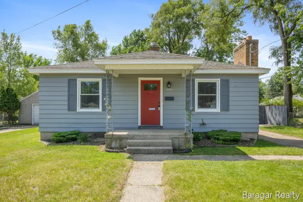 1244 S Dorroll Street NE, GrandRapids, MI 49505