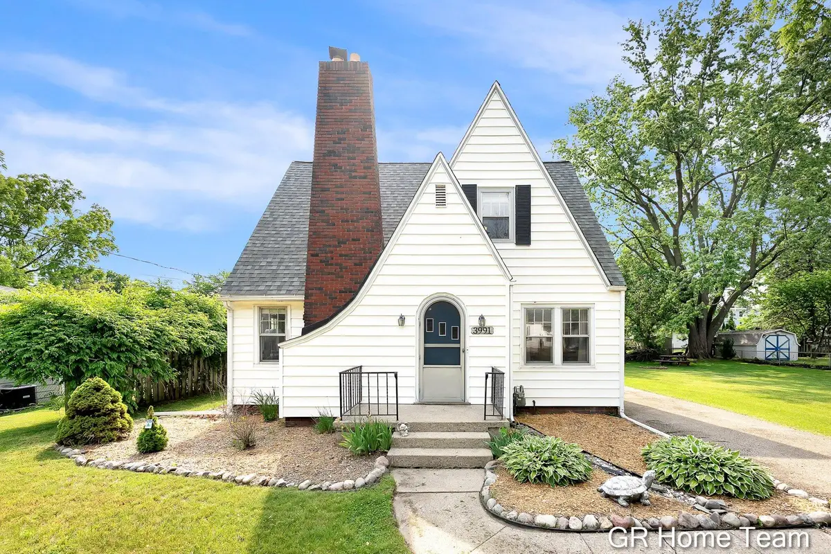 3991 Costa Avenue NE, Northview, MI 49525 - #1