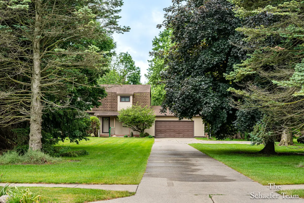 888 Bowes Road SE, Lowell, MI 49331 - #1