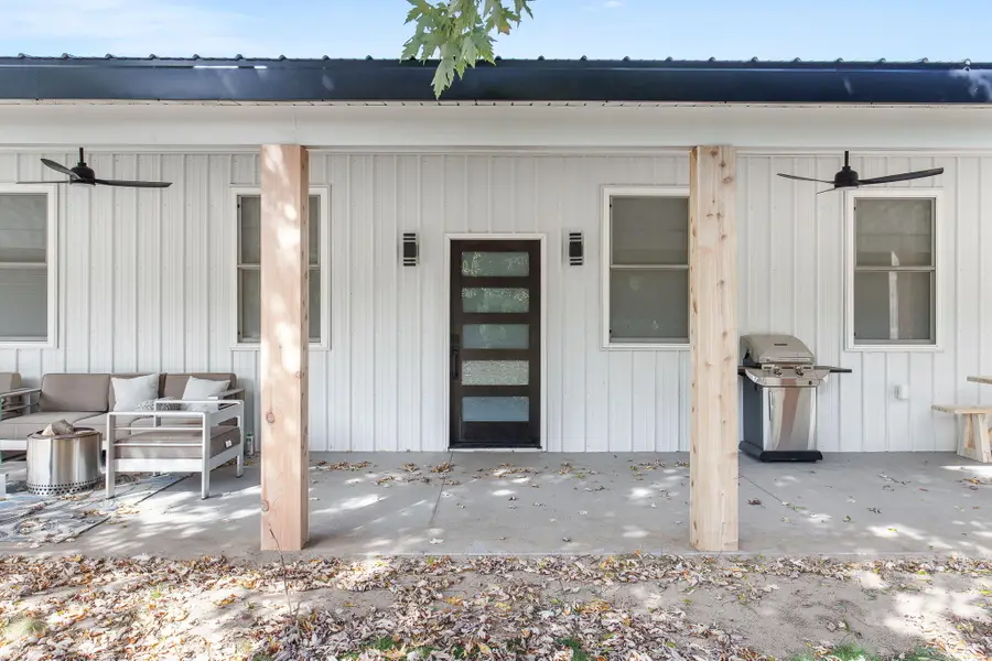 7924 S Beech Avenue, Croton, MI 49329 - #2