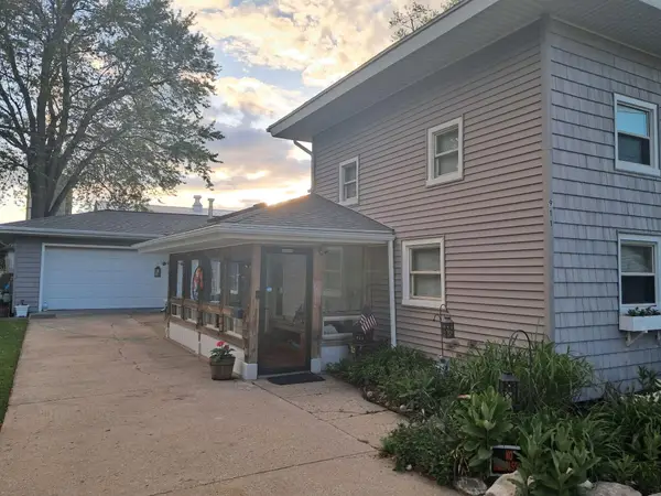 911 Washington, LakeOdessa, MI 48849