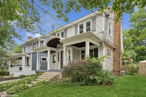 715 Gladstone Drive SE, EastGrandRapids, MI 49506