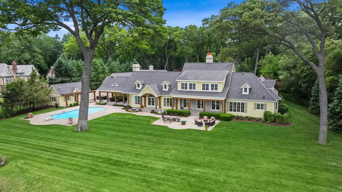 329 W Circle Drive, Muskegon, MI 49445 - #1