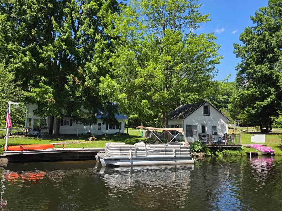 11482 Lakeshore Drive, Lakeview, MI 48850 - #2