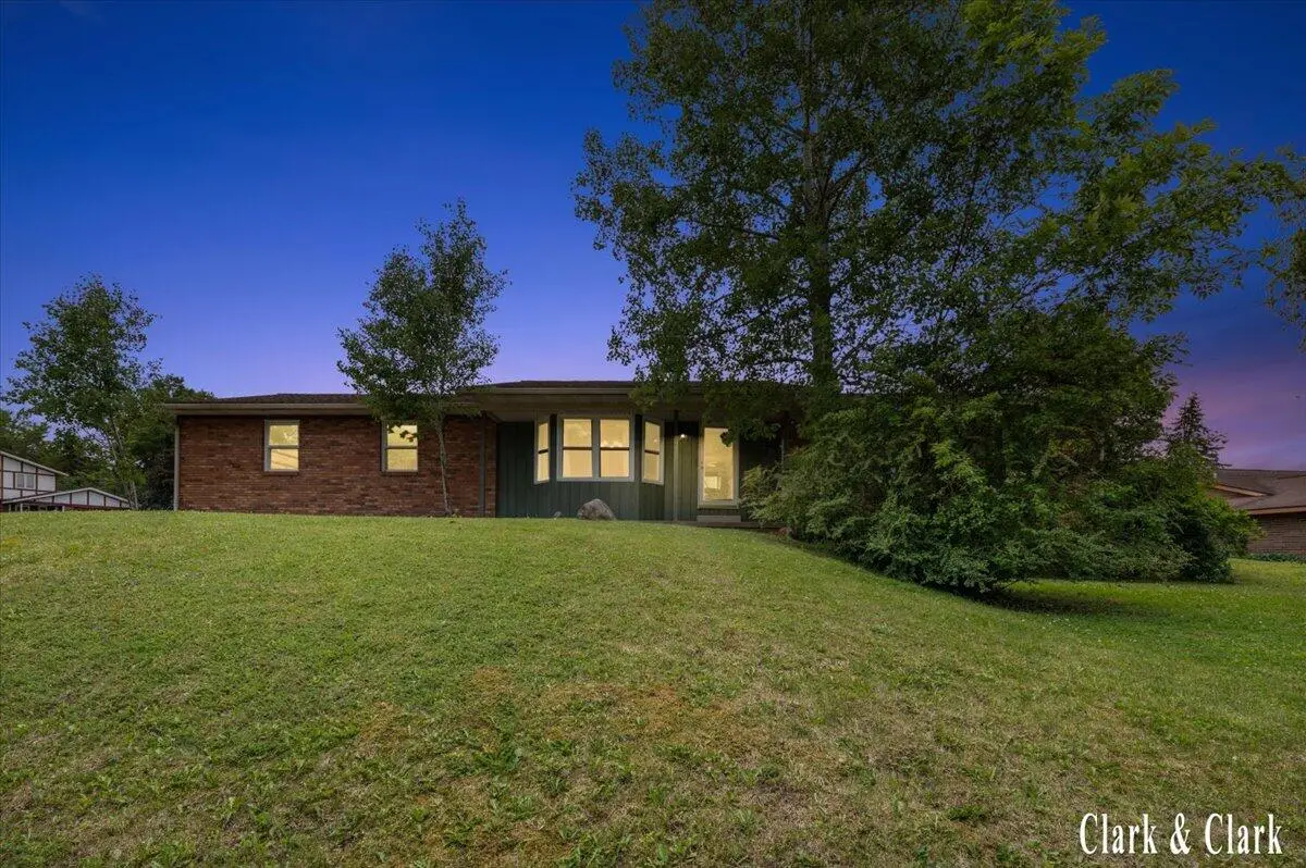 2068 Jamestown Drive SE, Kentwood, MI 49508 - #1
