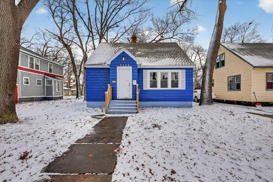 2520 5th Street, Muskegon Heights, MI 49444 - #3