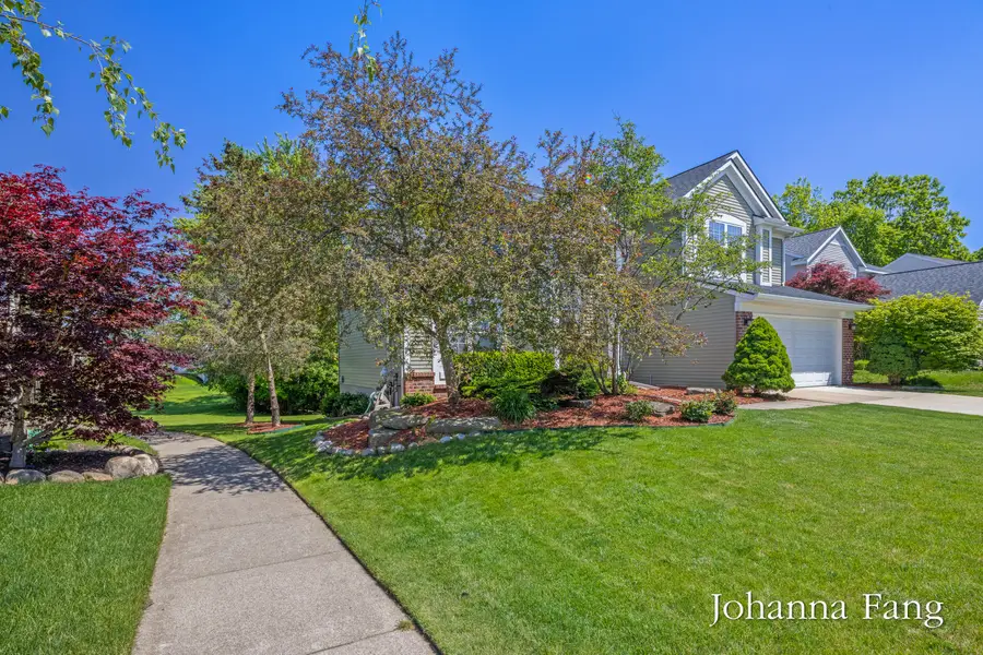 3673 Maple Hurst Drive SE, Kentwood, MI 49512 - #3