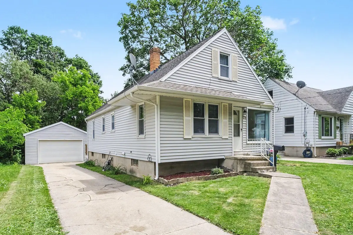 1258 Spring Avenue NE, Grand Rapids, MI 49505 - #1
