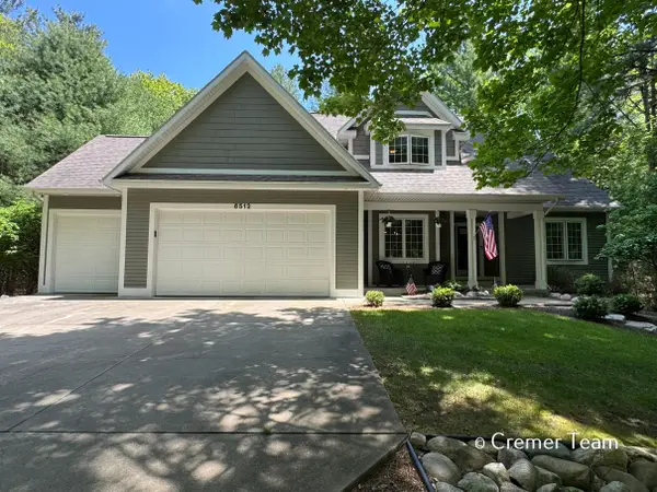 6512 Boulder Drive, NortonShores, MI 49444