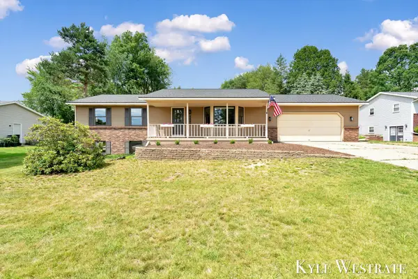 1689 Slater Street, Dorr, MI 49323