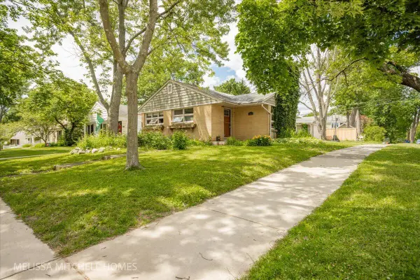 2631 Richards Drive SE, GrandRapids, MI 49506