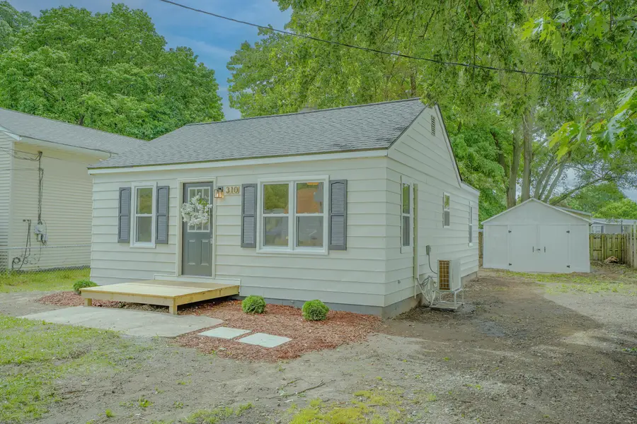 310 Majestic Street SE, Kentwood, MI 49548 - #3