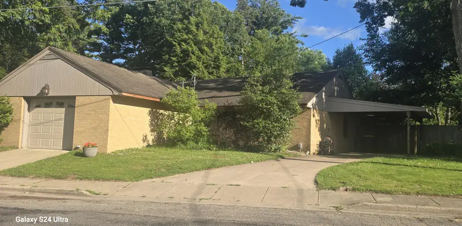 888 W Walnut Street, Hastings, MI 49058 - #3