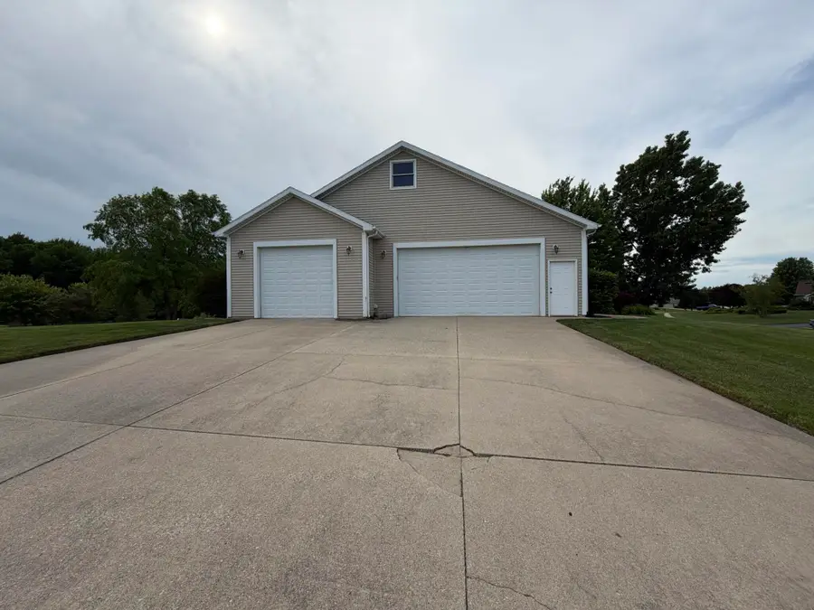 7809 Golf Meadows Drive SE, Caledonia, MI 49316 - #2