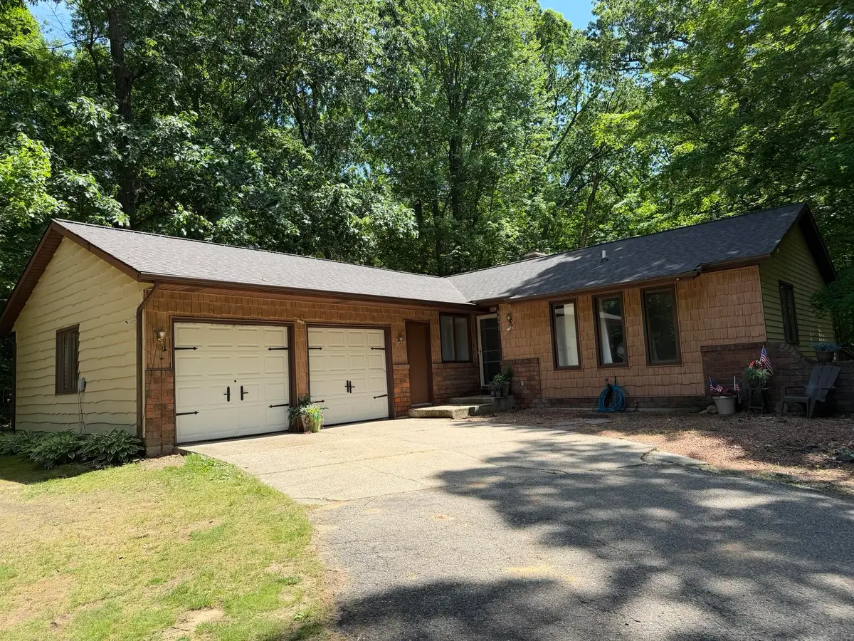 9051 Algoma Avenue NE, Rockford, MI 49341 - #1