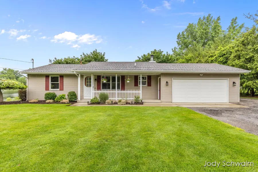 2223 Maguire Avenue NE, Grand Rapids, MI 49525 - #2