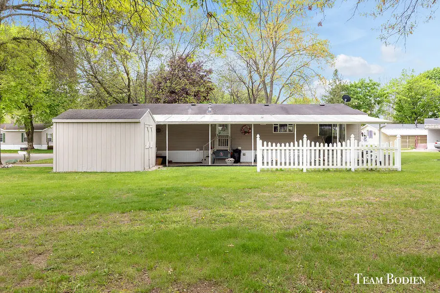 5547 Seagull Drive NE, Belmont, MI 49306 - #3