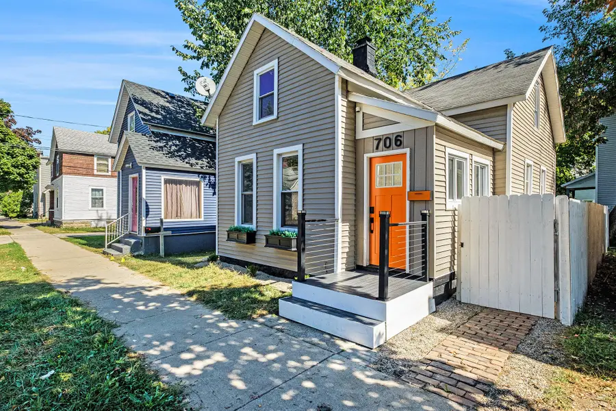 706 Alpine Avenue NW, Grand Rapids, MI No - #3