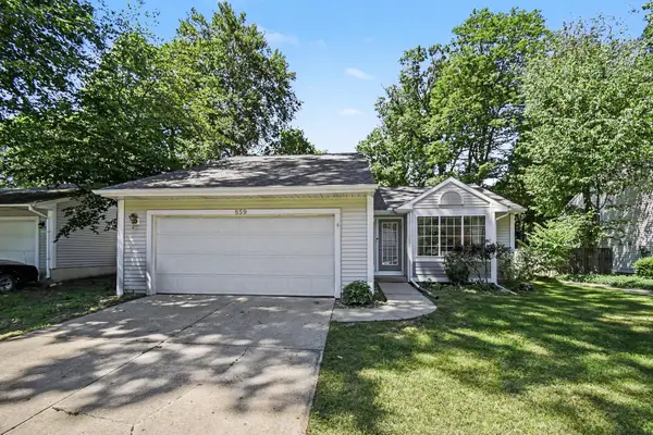 859 Summer Creek Court SE, GrandRapids, MI 49508