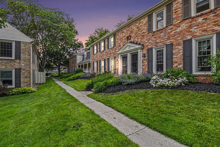 2529 Abbington Drive SE Building: 10 Unit: 91, Grand Rapids, MI 49506 - #3