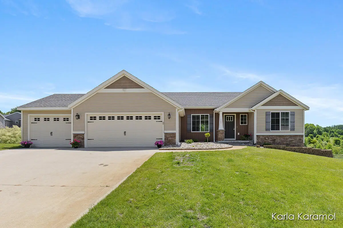 11782 Ridge Water Drive NE, Sparta, MI 49345 - #1